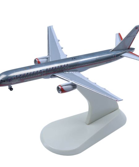 American Airlines Boeing 757-200 Scale Model Airplane N679AN 1/500